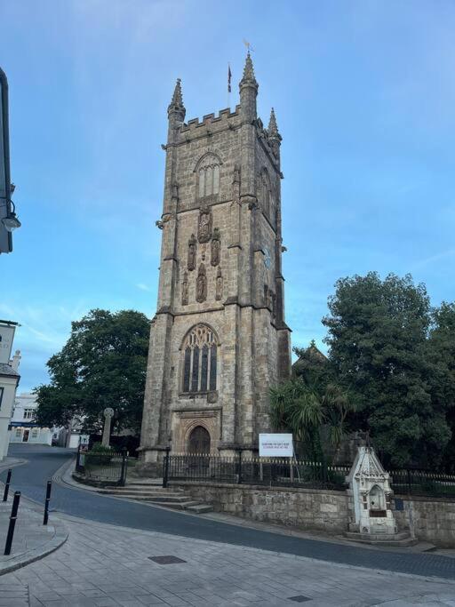 Bells - Explore Cornwall By Rail * St Austell